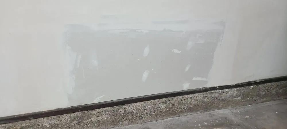 Slide of HANDYMAN KING