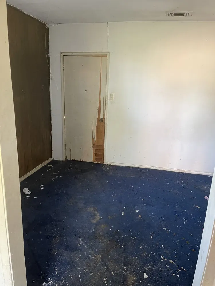 Slide of HANDYMAN KING