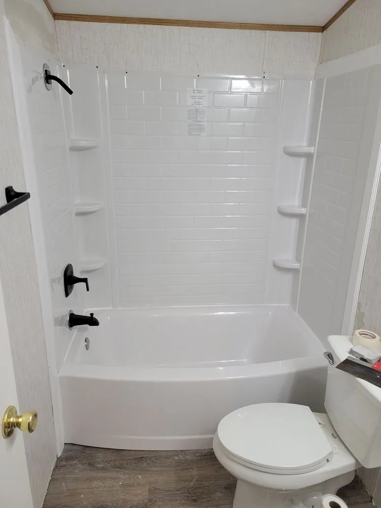 Slide of Handyman Kyle Duffey