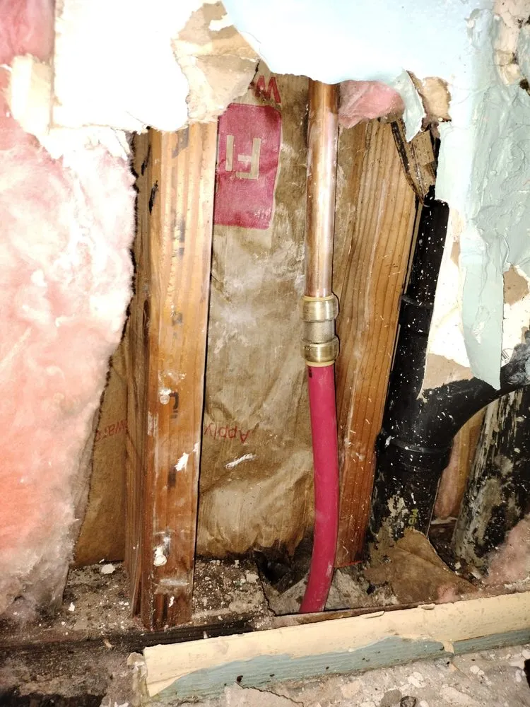 Slide of Handyman Lucky 7 Services