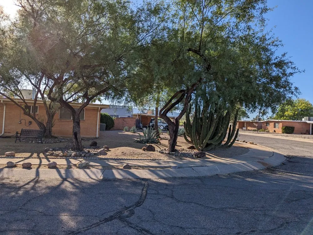 Slide of Handyman Lucky 7 Services