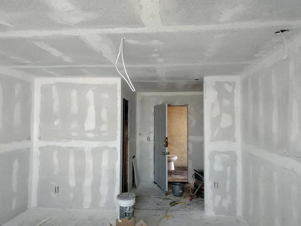 Slide of Handyman Lucky 7 Services