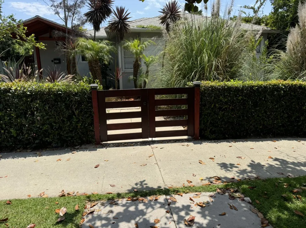 Slide of Handyman Minde LA / OC