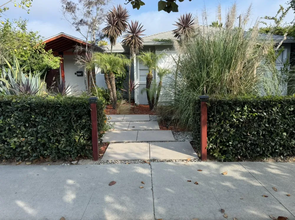 Slide of Handyman Minde LA / OC