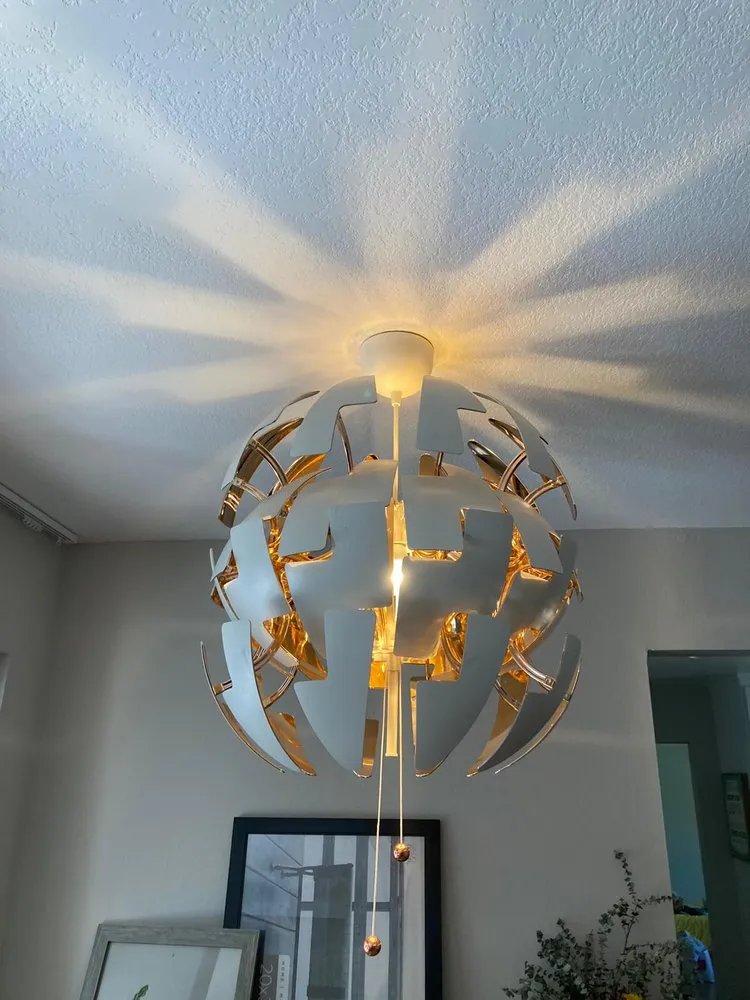 Slide of Handyman Neto