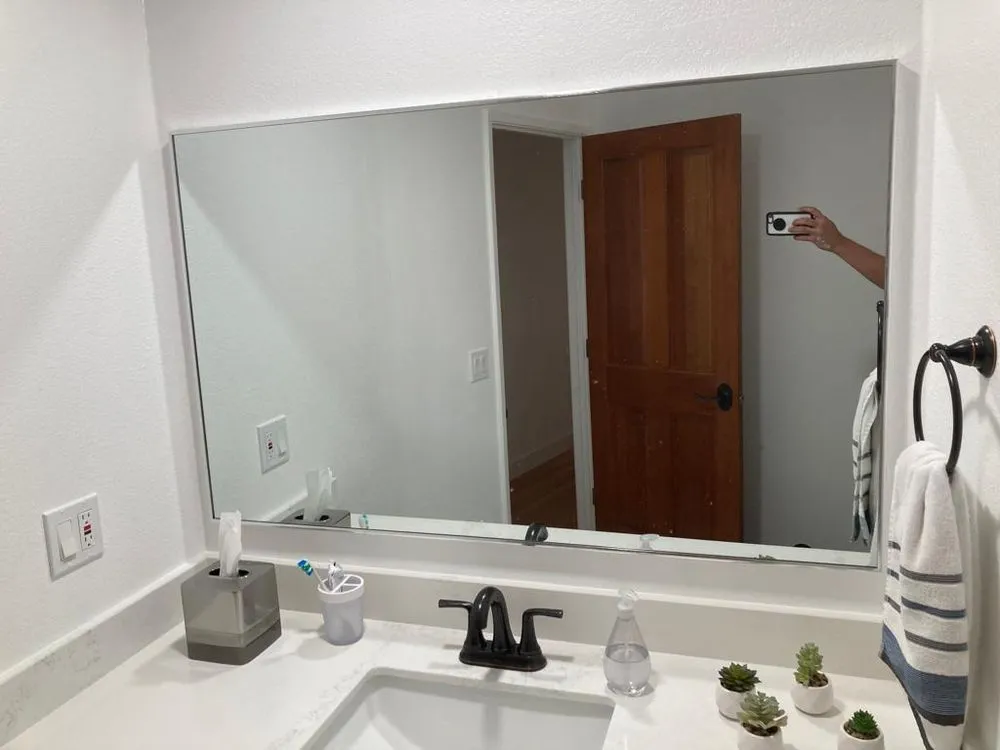 Slide of Handyman Neto