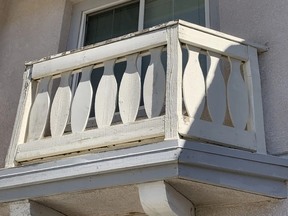 Slide of Handyman Pipit