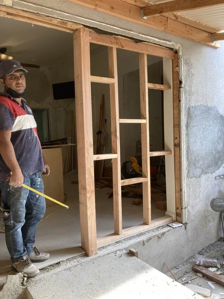 Slide of Handyman Pipit