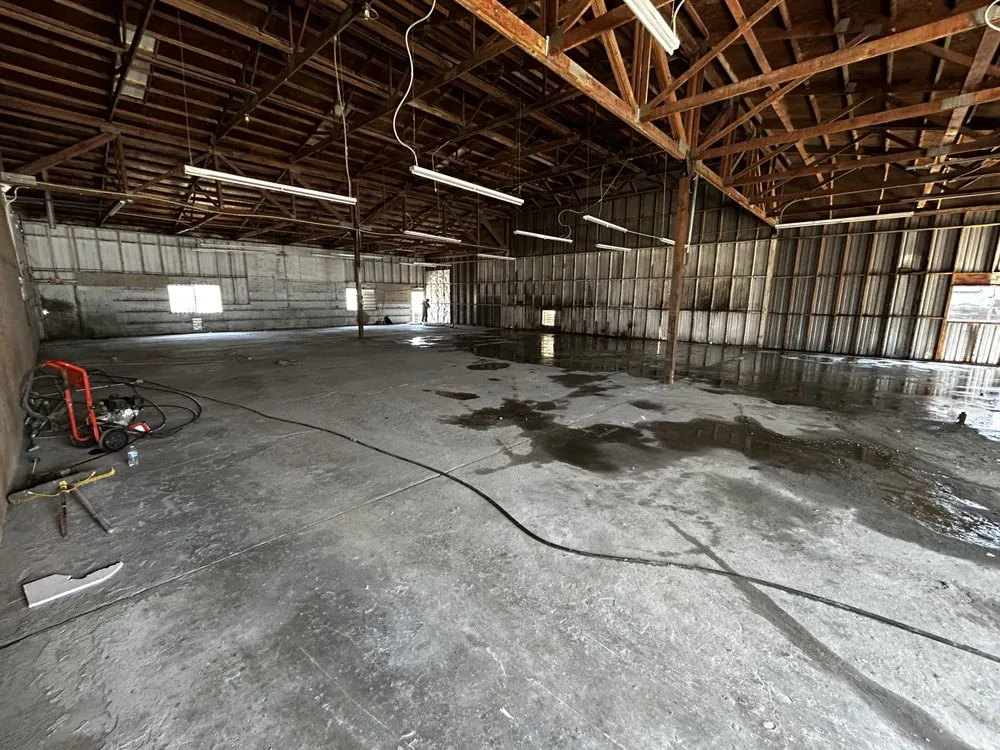 Slide of Handyman Quick Service