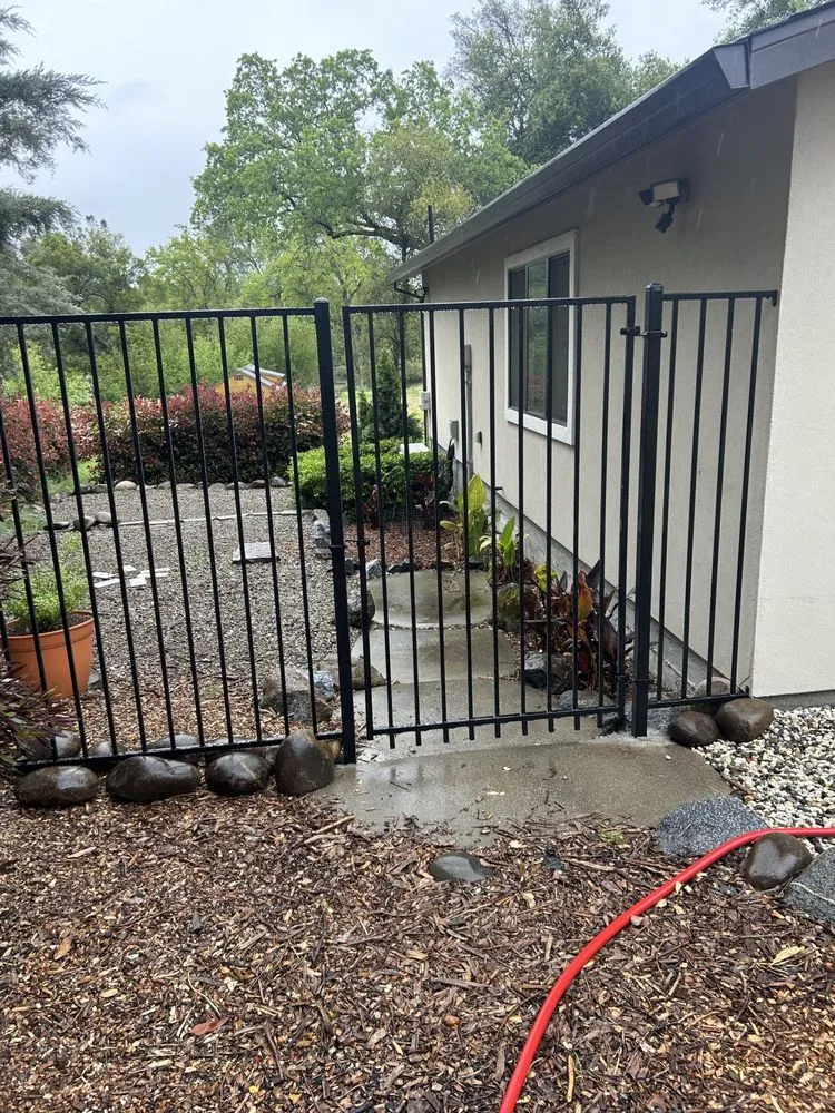 Slide of Handyman Quick Service