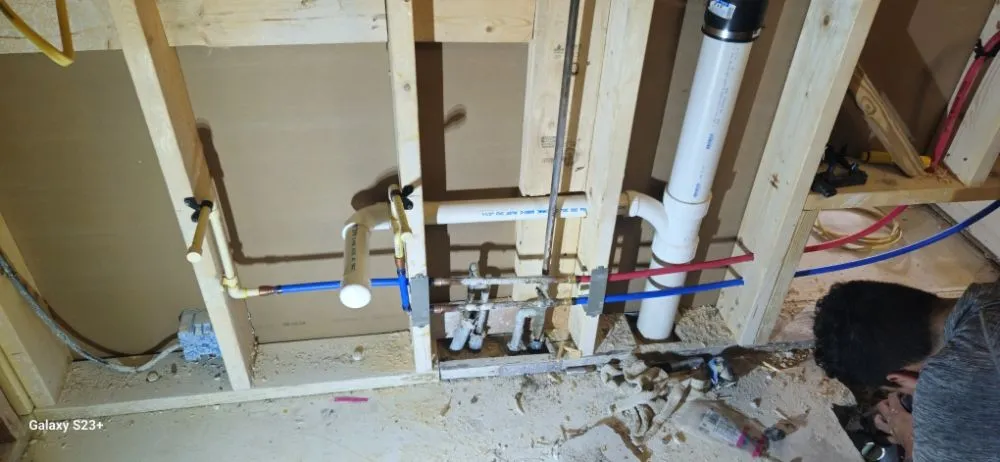 Trusted plumbing repair in Port Saint Lucie, FL by Handyman Ravee