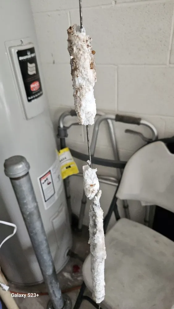 Slide of Handyman Ravee