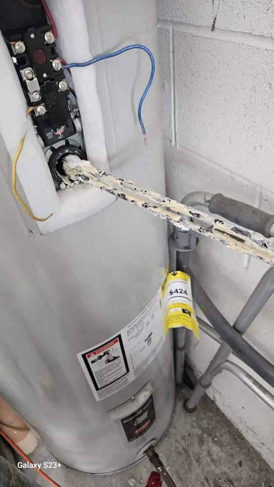 Slide of Handyman Ravee