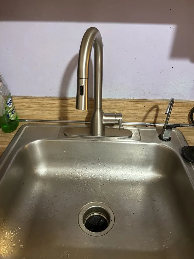 Top-rated plumbing repair service in Fort Lauderdale, FL - Handyman Service R&S