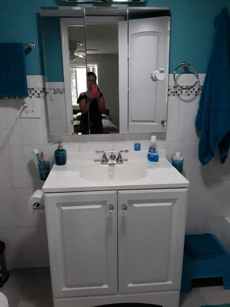 Slide of Handyman Services by Eriko