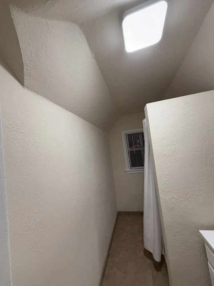 Slide of Handyman Services Carlos