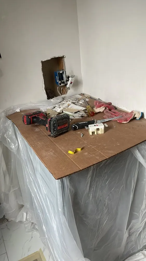 Slide of Handyman services