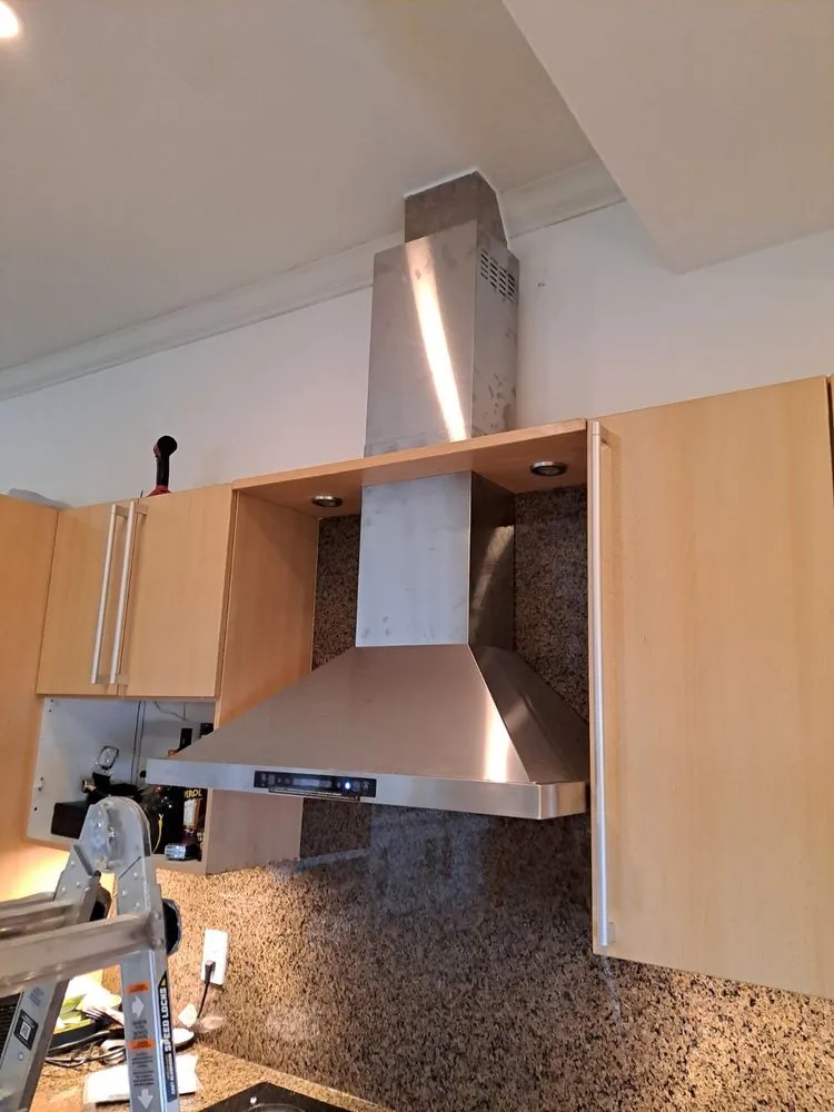 Slide of Handyman Ustynovych