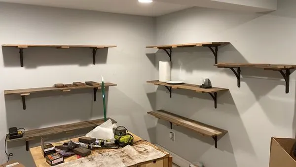 Handyman Yothers Brothers Logo