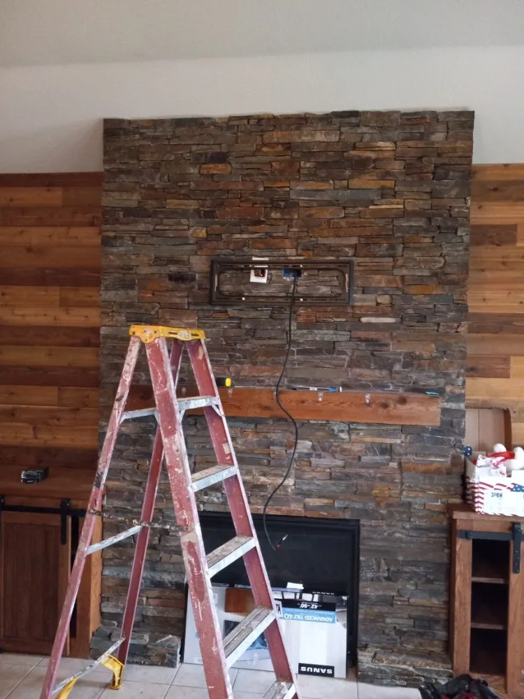 Slide of HandyPro DFW