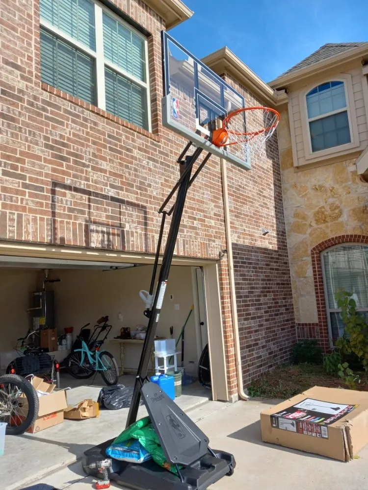 Slide of HandyPro DFW