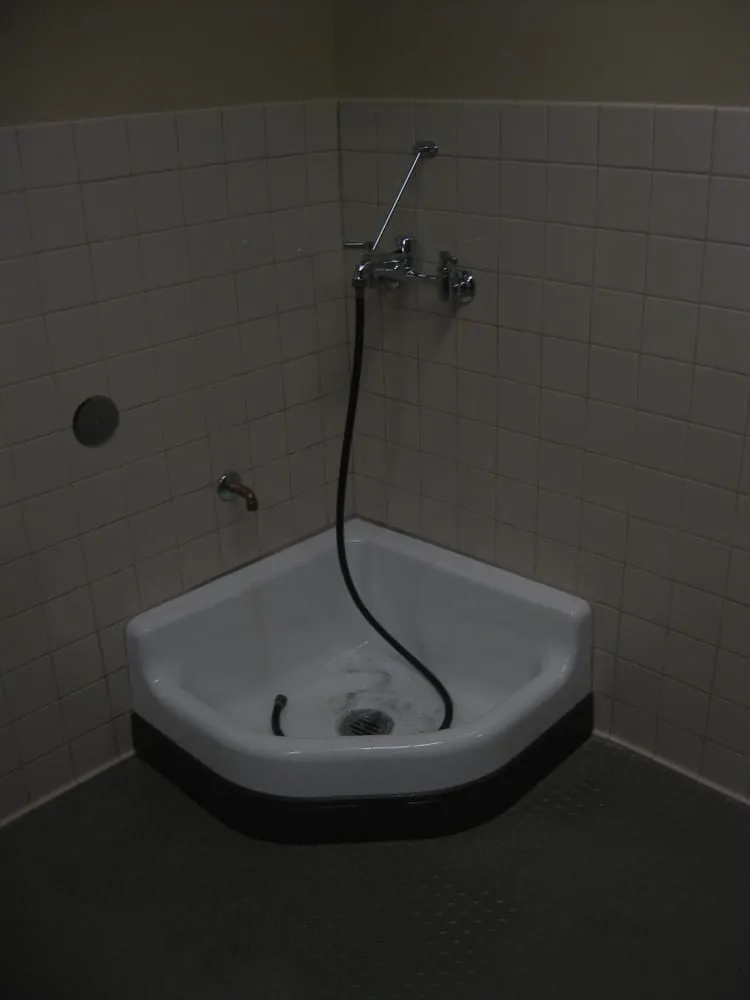 Slide of Hank & Sons Plumbing