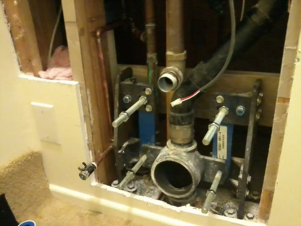 Top-rated leak detection for homes in Pomona, CA by Hank & Sons Plumbing