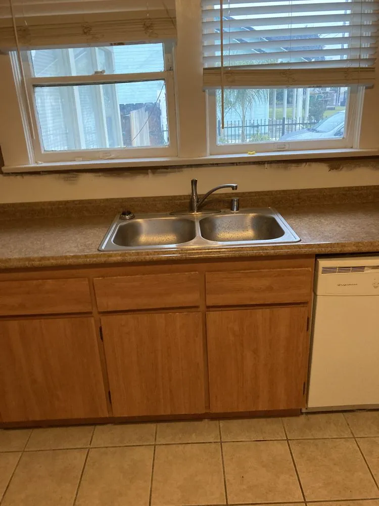 Slide of Hanson Complete Home Service