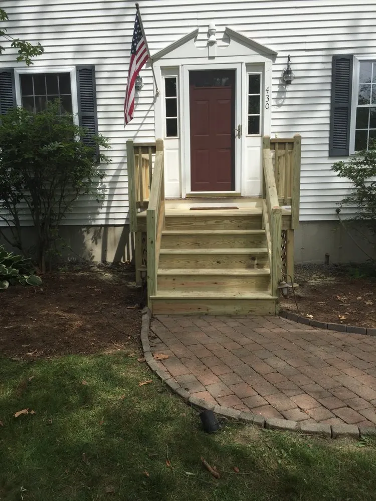 Slide of Hardacre’s Handyman service