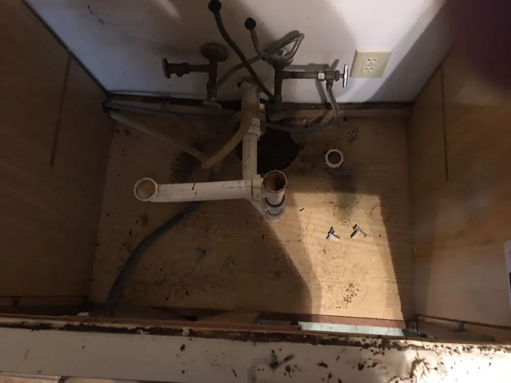 Expert emergency plumbing for homes in Cedar Hill, TX by Harp Handyman Services