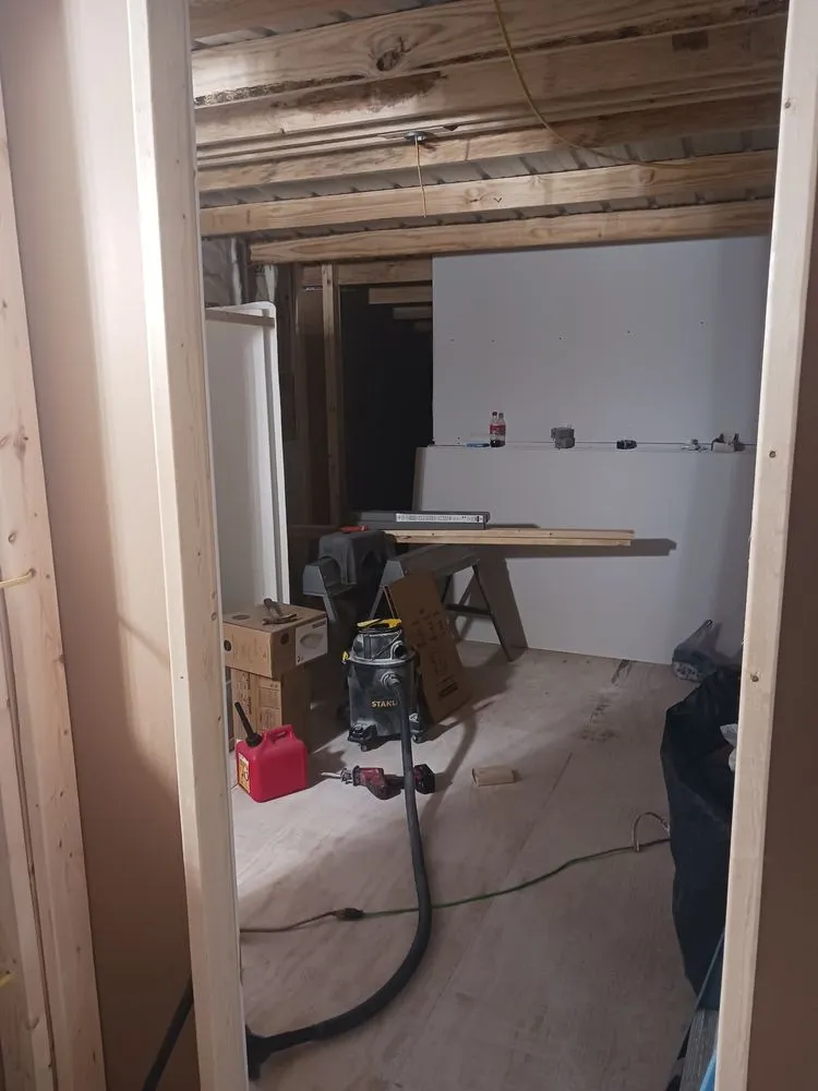 Slide of Harris Handyman Services