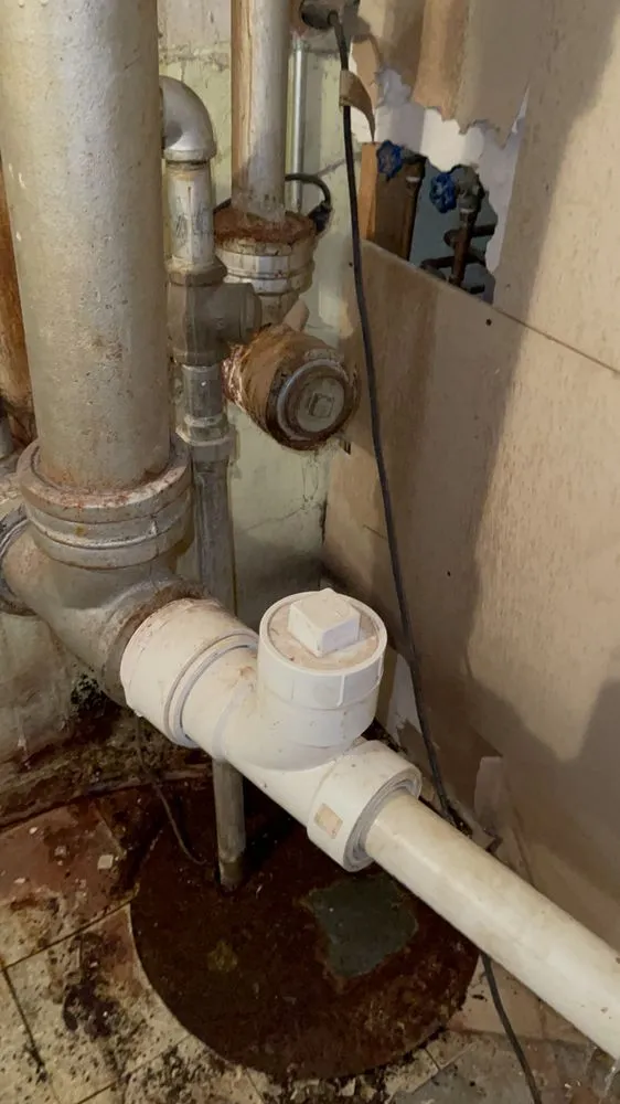 Slide of Harris Plumbing