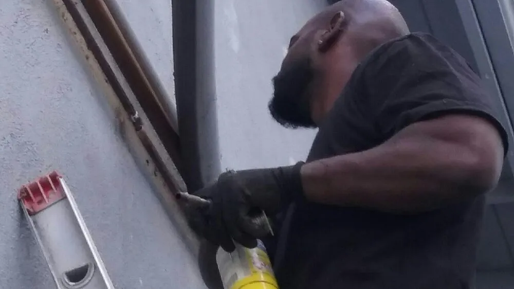 Slide of Harris Rooter Service