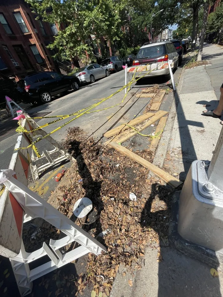Professional pipe repair for homes in Brooklyn, NY by Harris Water Main & Sewer Contractors