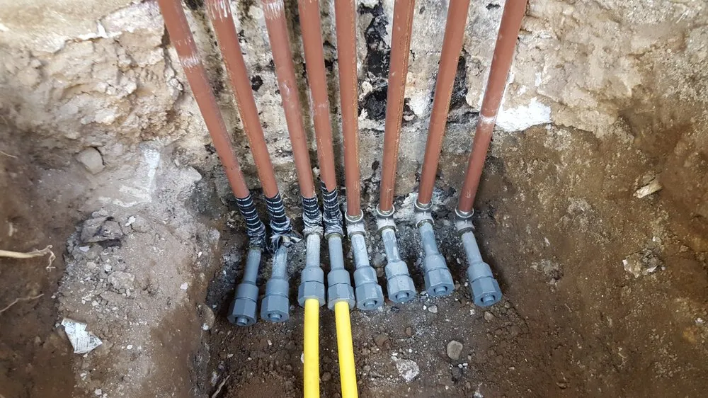 Slide of Hart 2 Hart