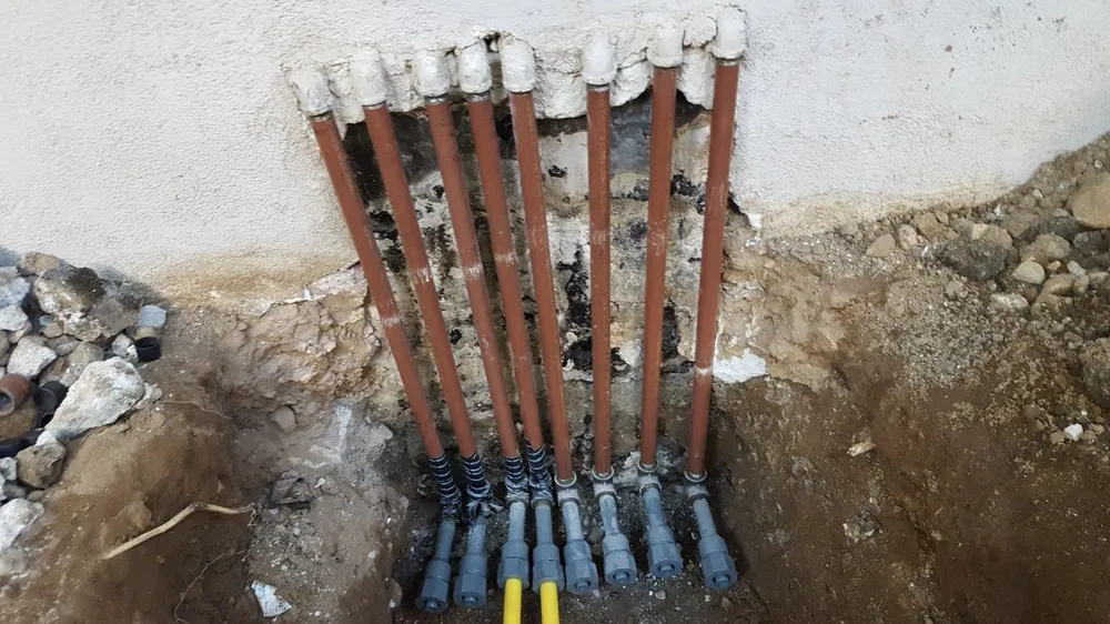 Slide of Hart 2 Hart