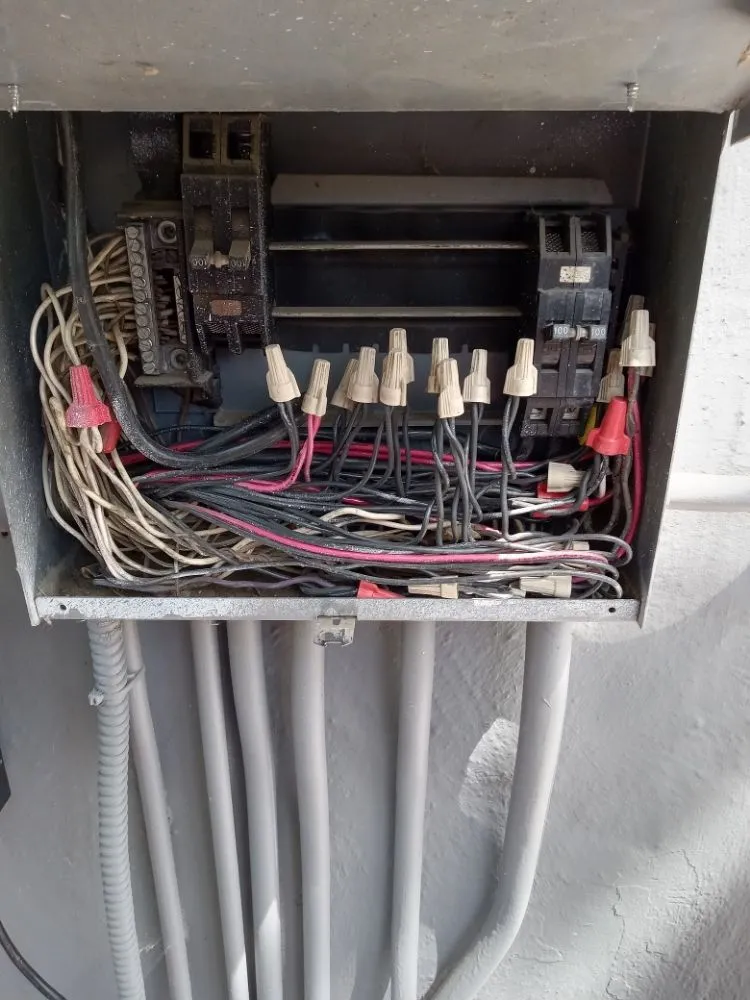 Slide of Hartman Handyman Services