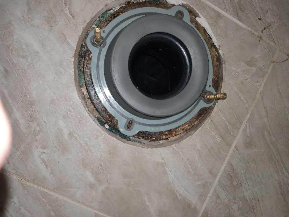 Emergency pipe repair in Sacramento, CA by Hartman Handyman Services