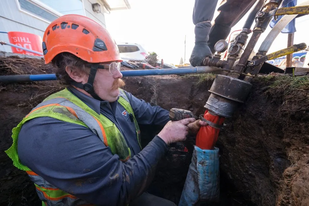 Reliable plumbing repair experts serving Lynnwood, WA - Harts Plumbers, Electricians, & HVAC Technicians