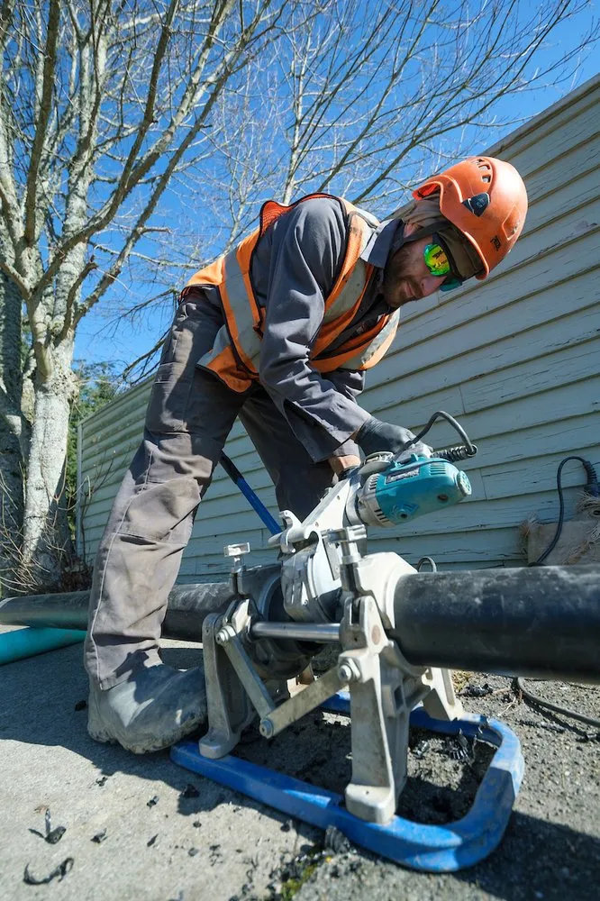 Affordable emergency plumbing experts serving Tacoma, WA - Harts Plumbers, Electricians, & HVAC Technicians