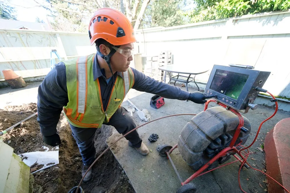 Top-rated emergency plumbing service in Tacoma, WA - Harts Plumbers, Electricians, & HVAC Technicians
