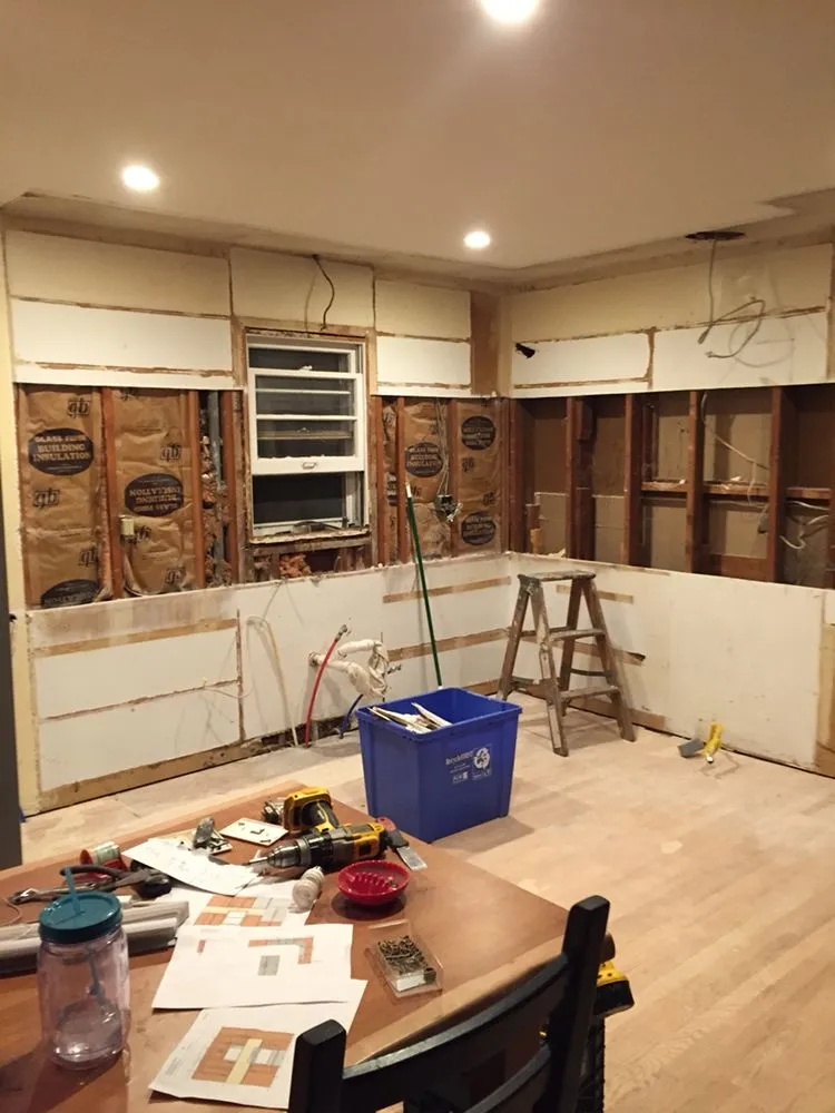 Slide of Hawk Handyman