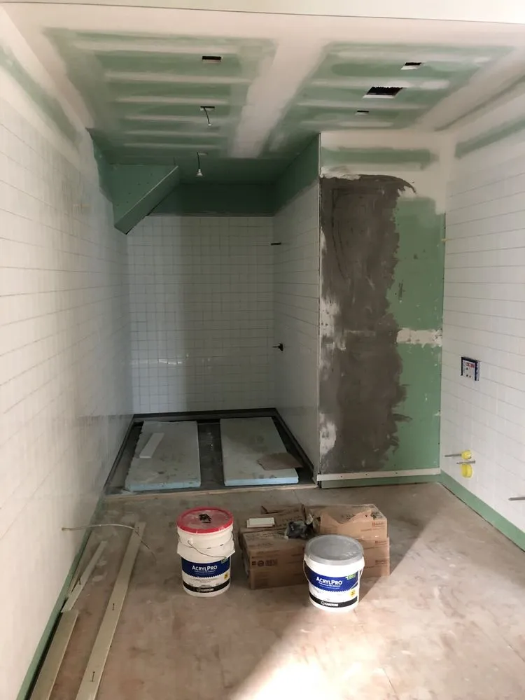 Slide of Hawkeye Home Improvements