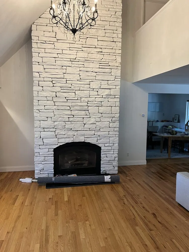 Slide of Hawkeye Home Improvements