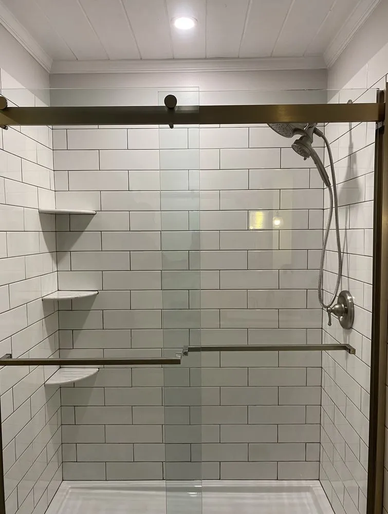 Slide of Hawkeye Home Improvements