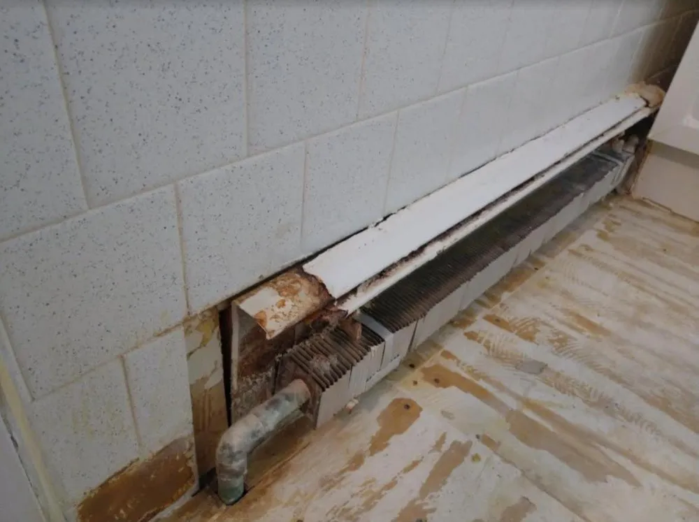 Slide of H.A.Y. Home Auto & Yard