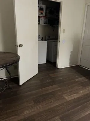 Hayes Flooring and More Logo