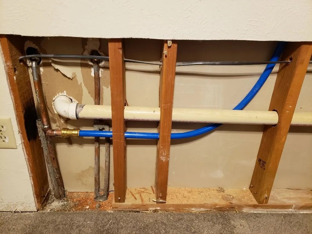 Expert water heater service for homes in Dallas, TX by HC Edwards Plumbing