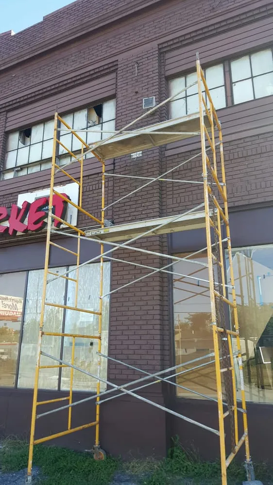 Slide of HD Contractor Service