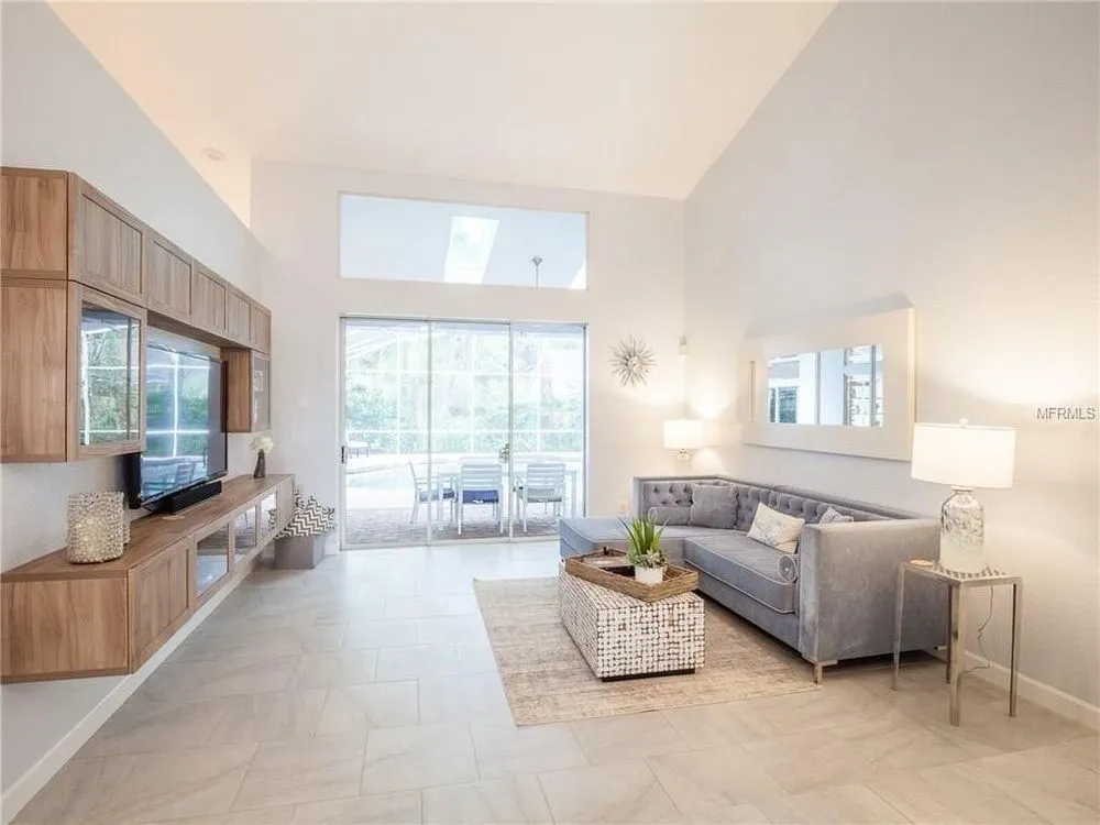 Slide of HD Maintenance Pro's